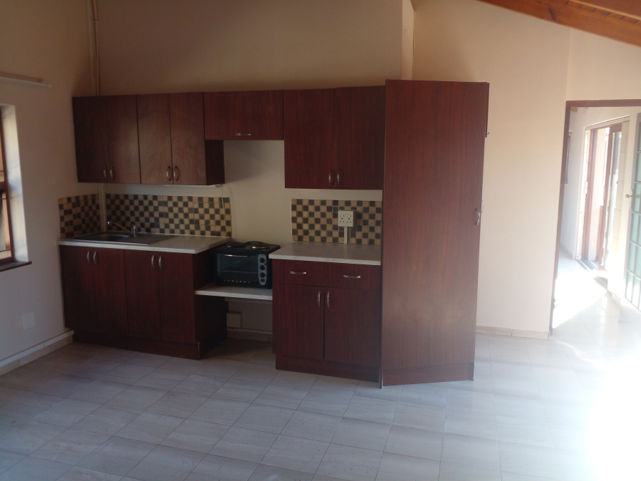 To Let 2 Bedroom Property for Rent in Mount Rhodes Western Cape